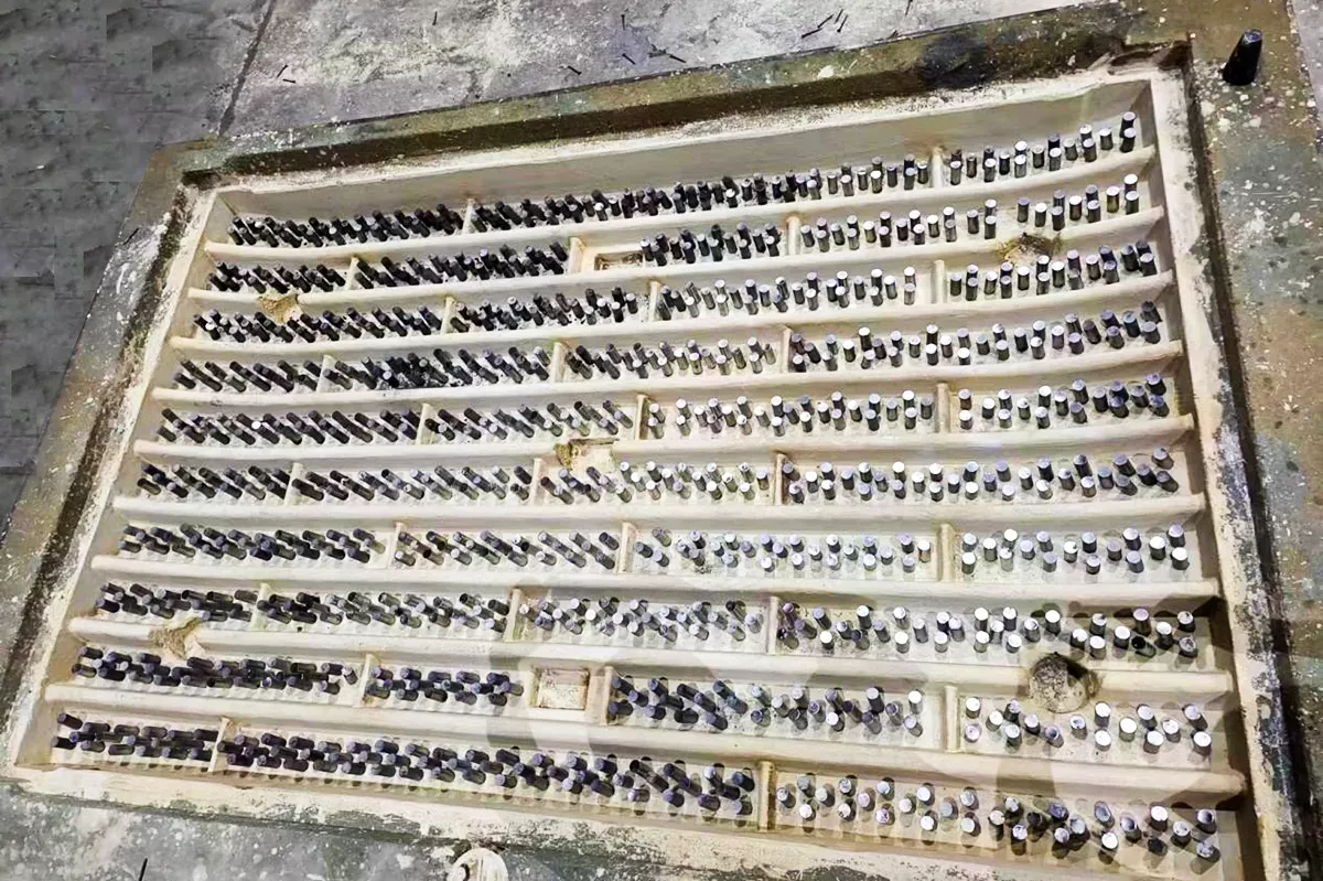 Inlaid Wear-Resistant Alloy Bar And Tooth Plate Molding
